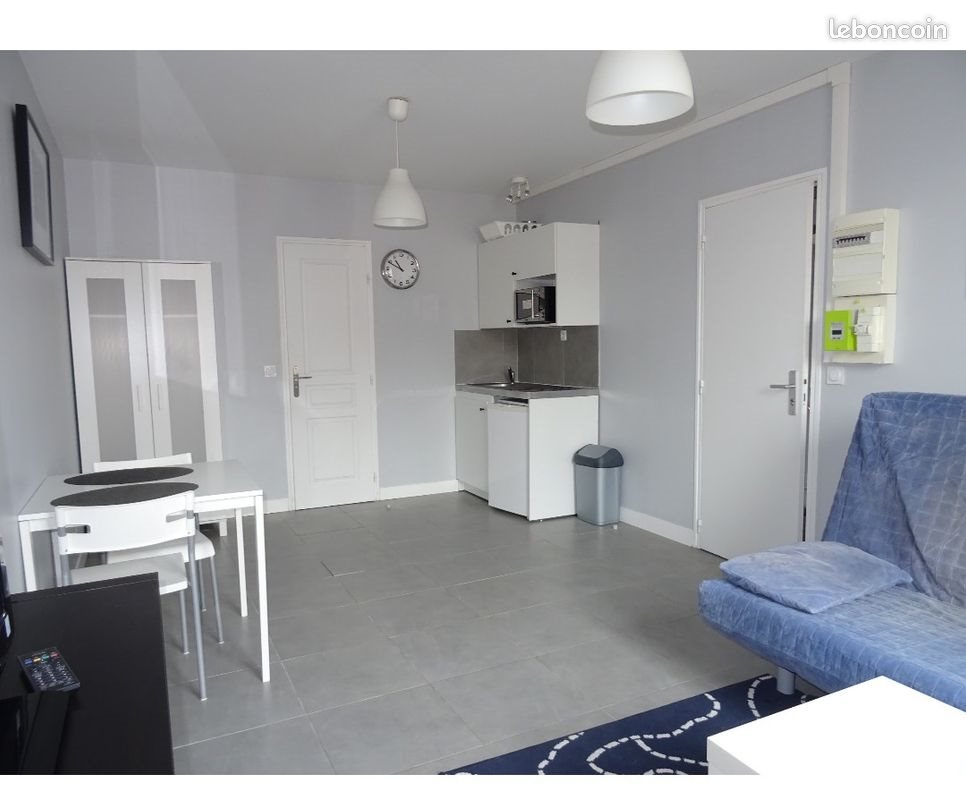 Appartement à louer, 22m², Saint-Quentin