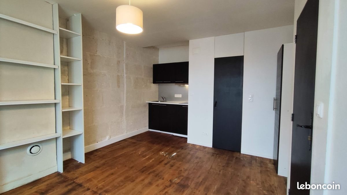 Appartement à louer, 21m², Niort