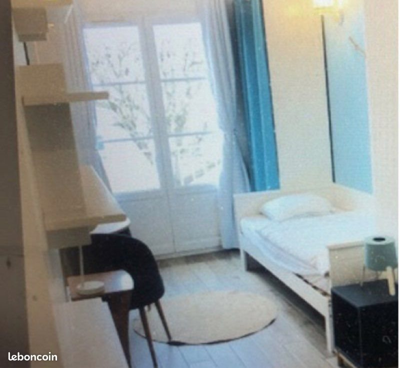 Appartement à louer, 14m², Saint-Cyr-l'Ecole
