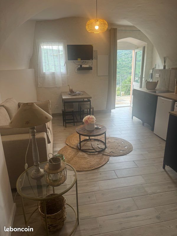 Appartement à louer, 25m², Borgo