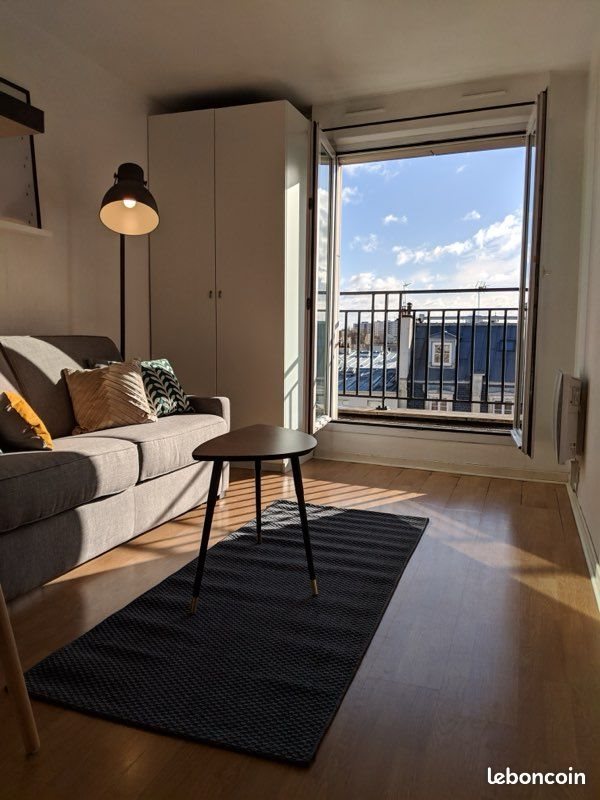 Appartement à louer, 24m², Paris 18ème