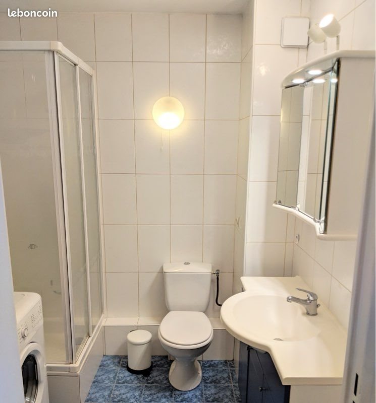 Appartement à louer, 24m², Paris 18ème