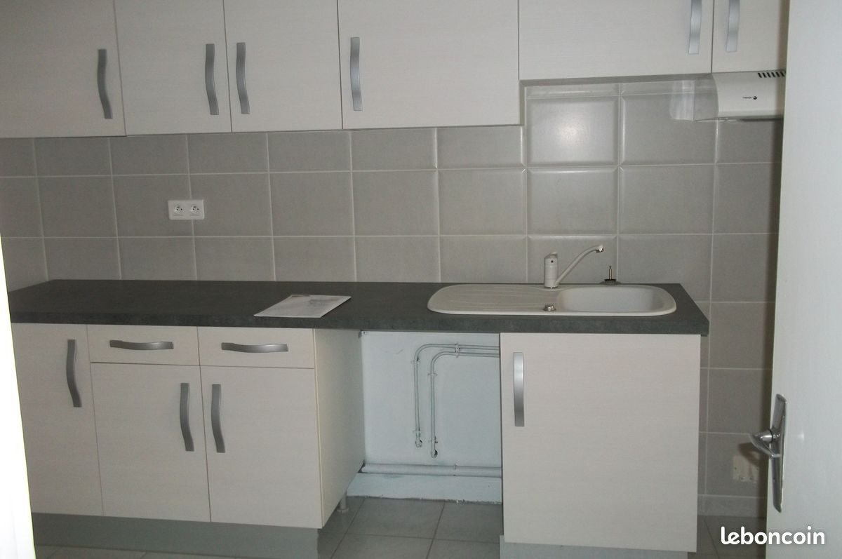 Maison à louer, 70m², Cransac