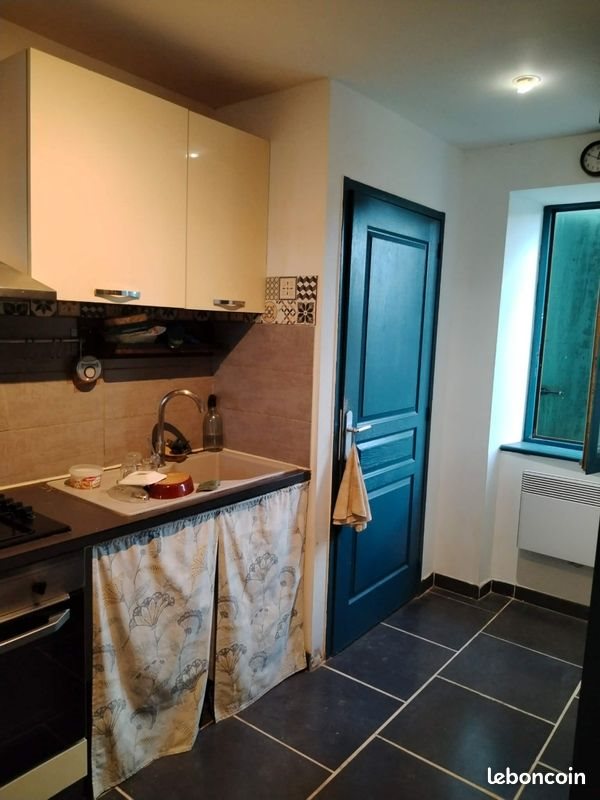 Appartement à louer, 70m², Sauve