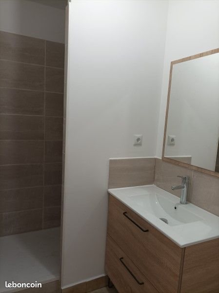 Appartement à louer, 16m², Nîmes