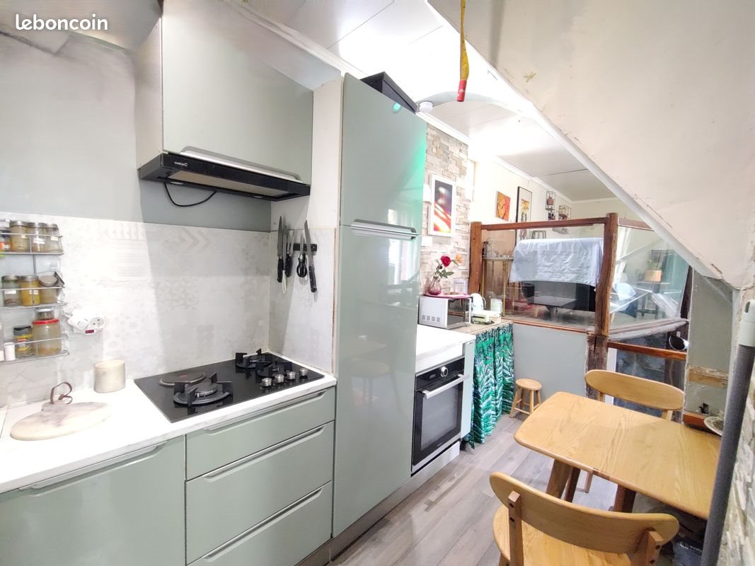 Maison à louer, 44m², Paris 18ème