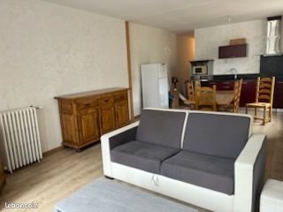 Appartement à louer, 48m², Saugues