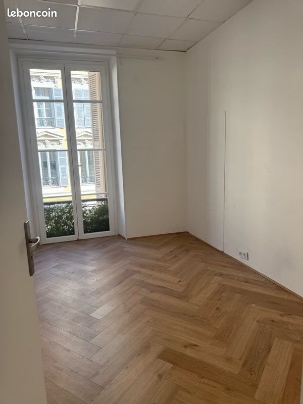 Maison à louer, 11m², Nice