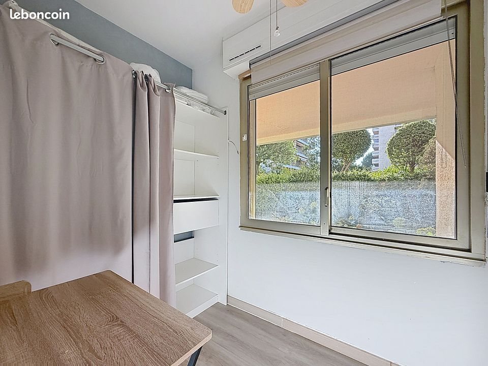 Appartement à louer, 32m², Antibes