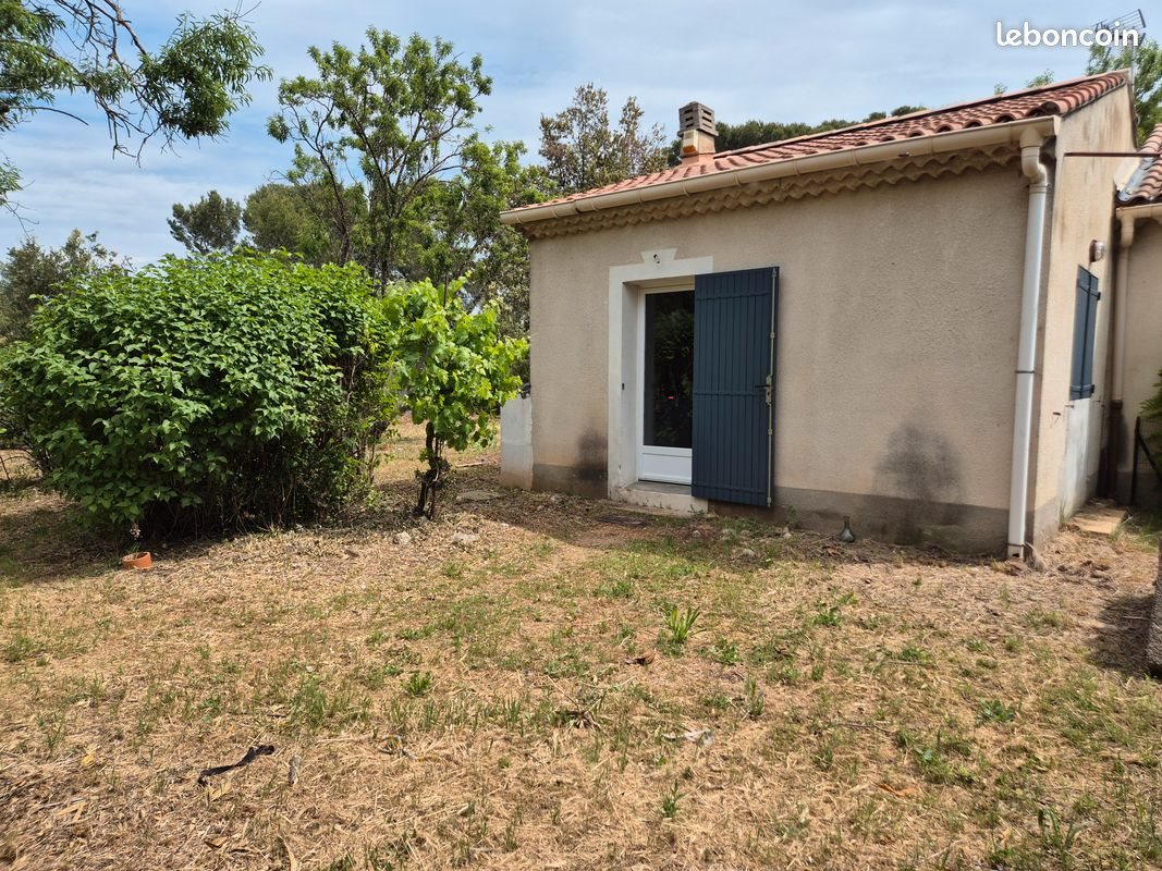 Appartement à louer, 31m², Puyloubier
