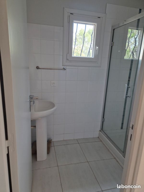 Appartement à louer, 31m², Puyloubier