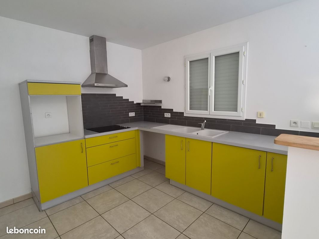 Maison à louer, 75m², Béruges