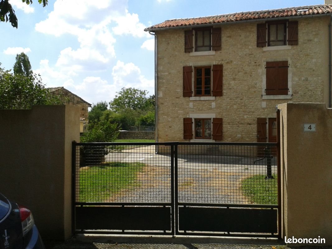 Maison à louer, 110m², Chenay