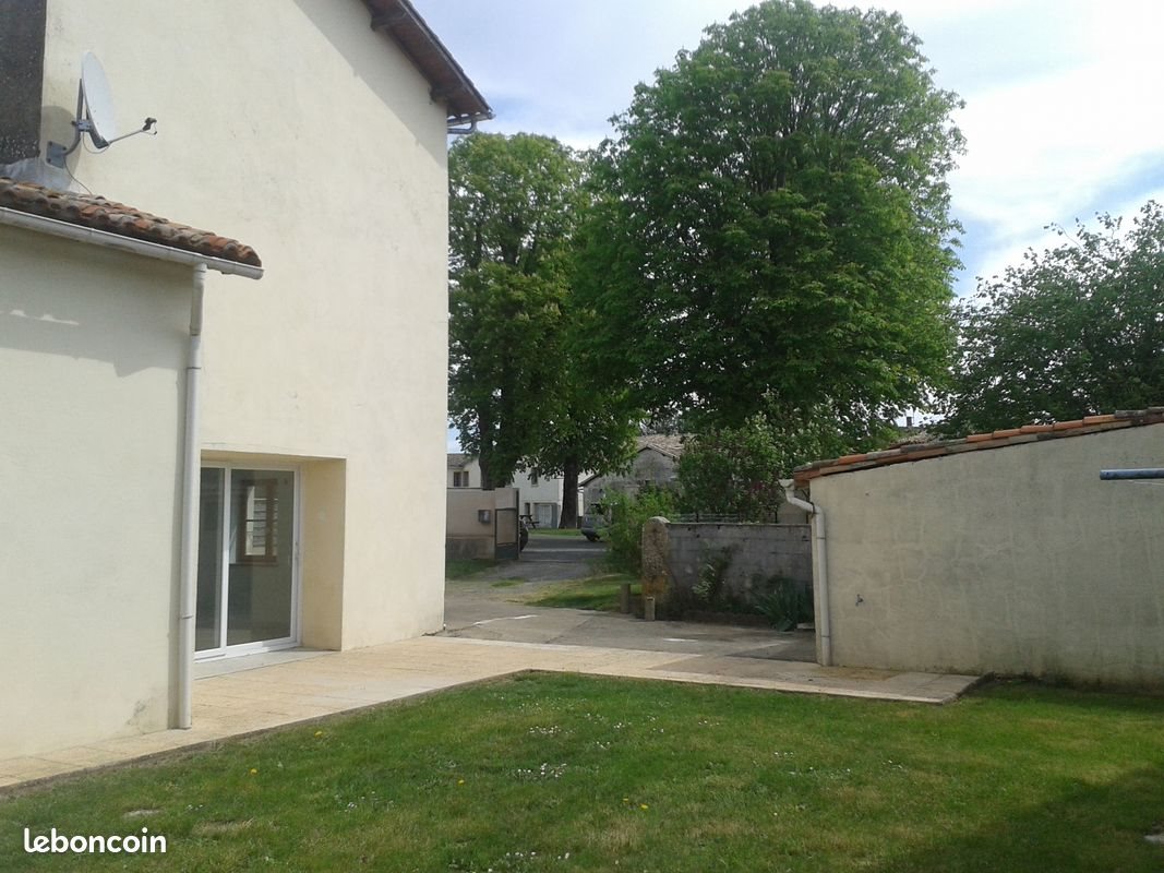 Maison à louer, 110m², Chenay