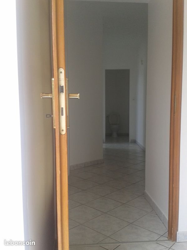 Maison à louer, 110m², Chenay