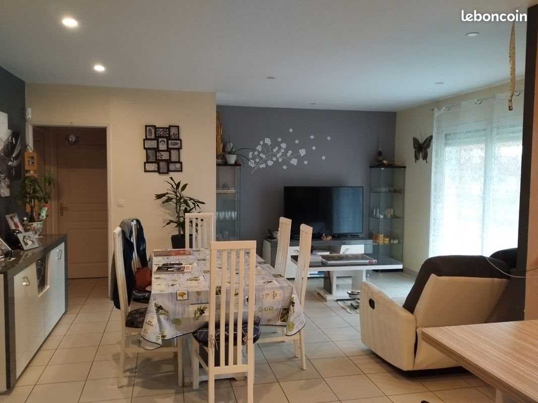 Maison à vendre, 133m², Bussac-Forêt