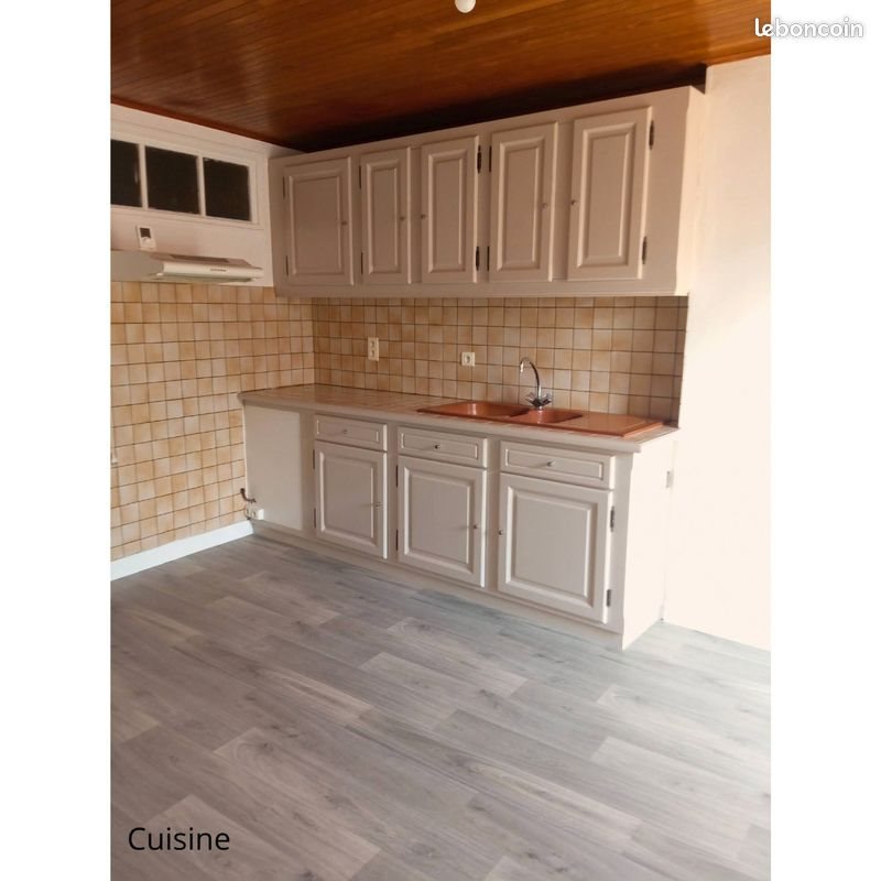 Maison à louer, 75m², Saint-Germain-Lembron