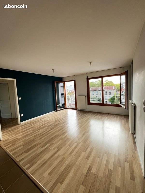 Appartement à louer, 61m², Montreuil