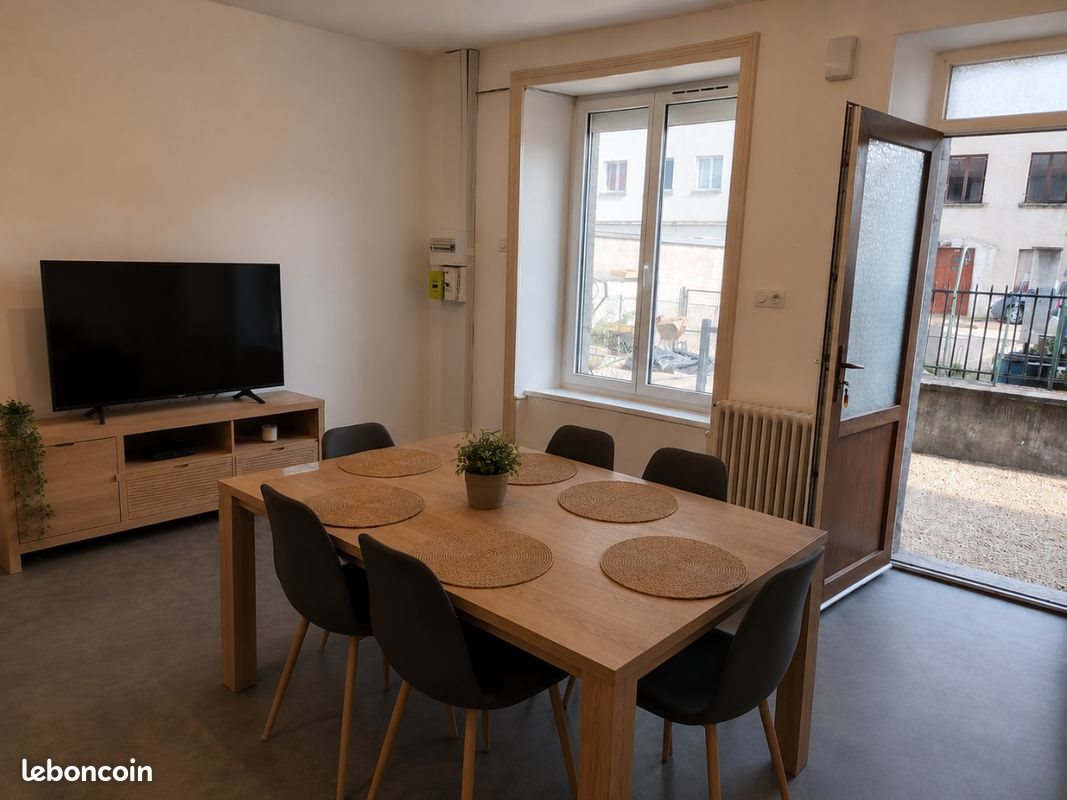 Appartement à louer, 45m², Sainte-Sigolène