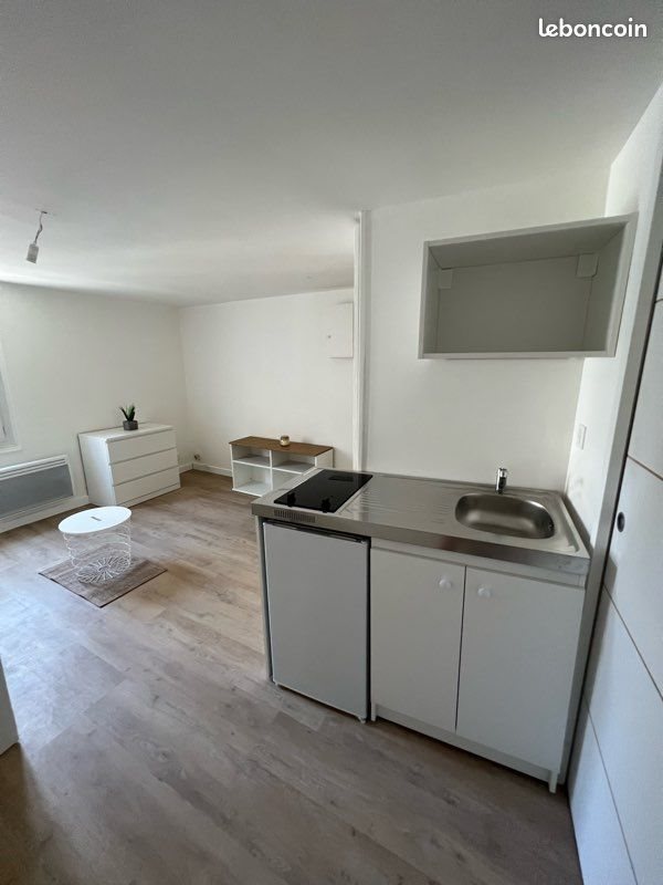 Appartement à louer, 18m², Niort