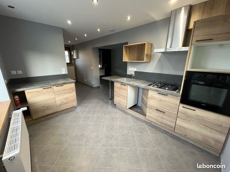 Maison à louer, 80m², Beaumont-en-Argonne
