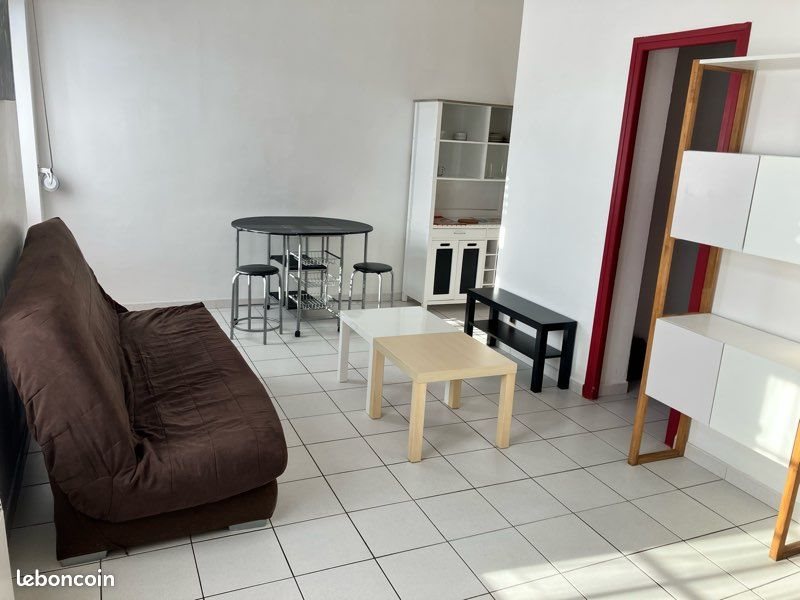 Appartement à louer, 38m², Famars
