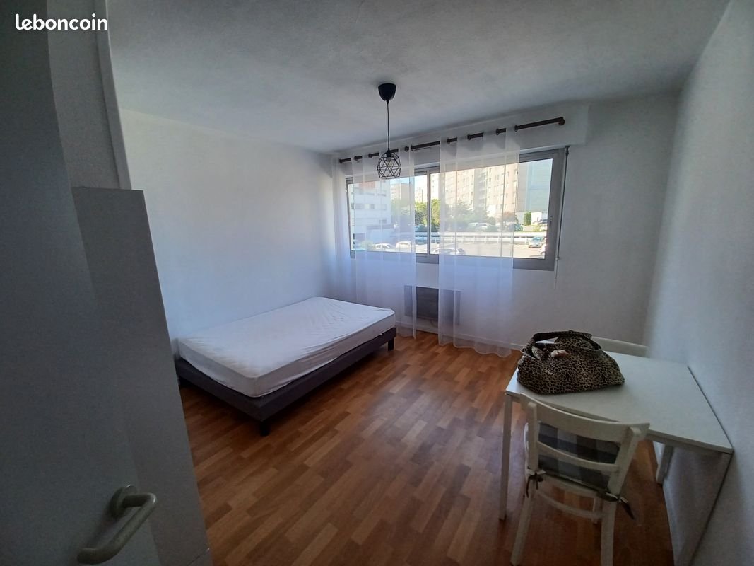 Appartement à louer, 22m², Talence