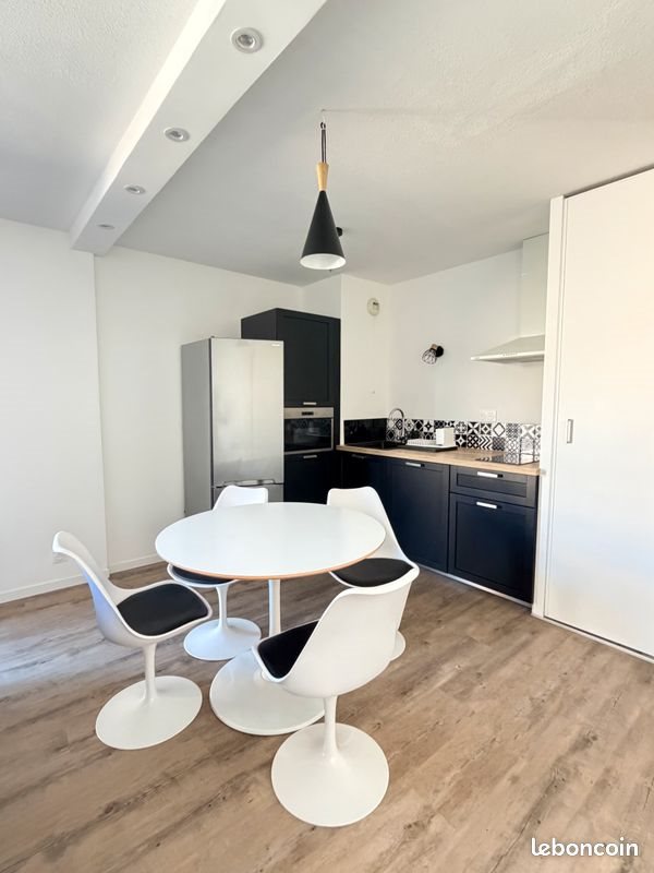 Appartement à louer, 47m², Bordeaux