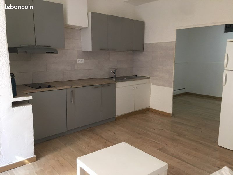 Appartement à louer, 31m², Trets