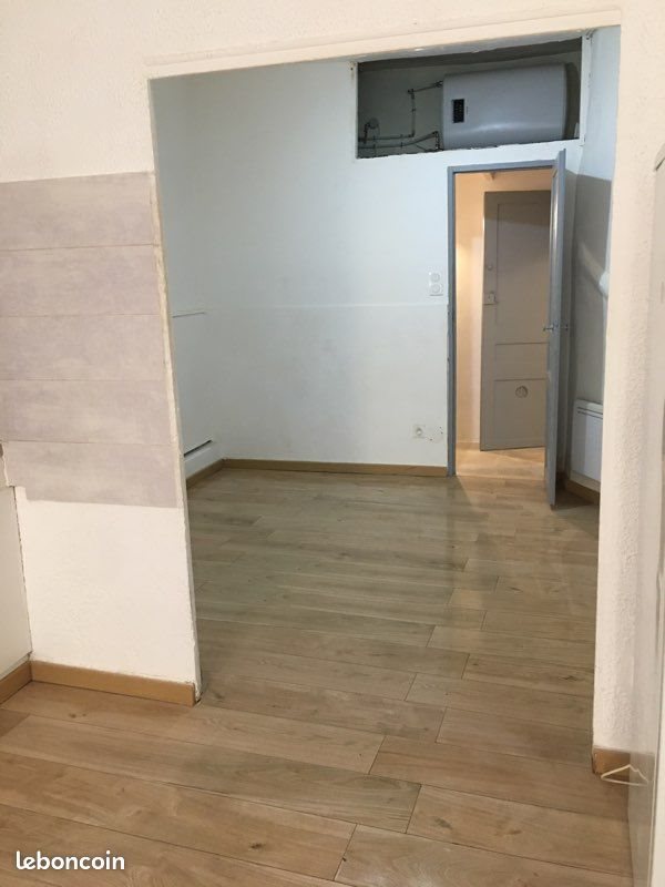 Appartement à louer, 31m², Trets