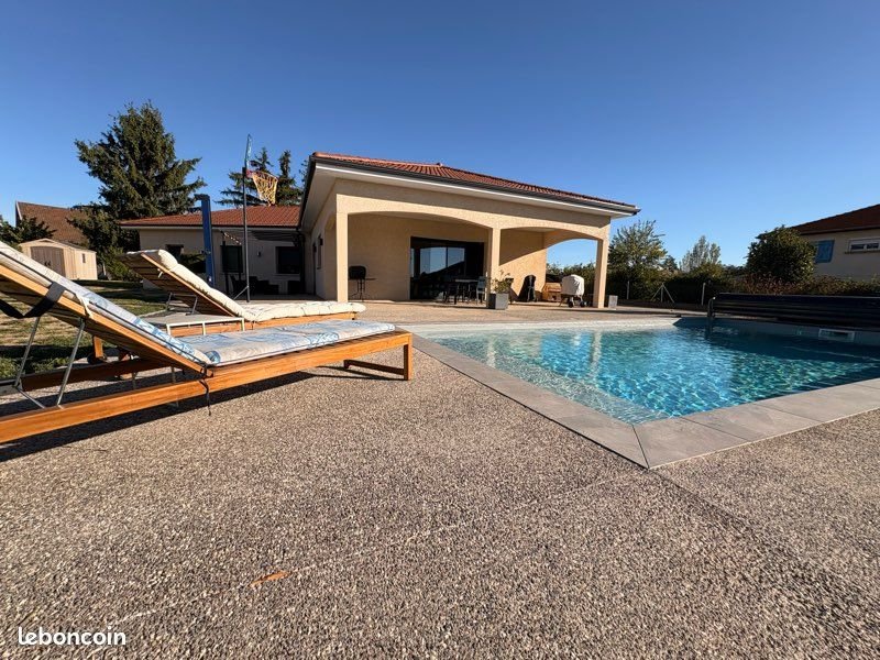 Maison à vendre, 140m², Renaison