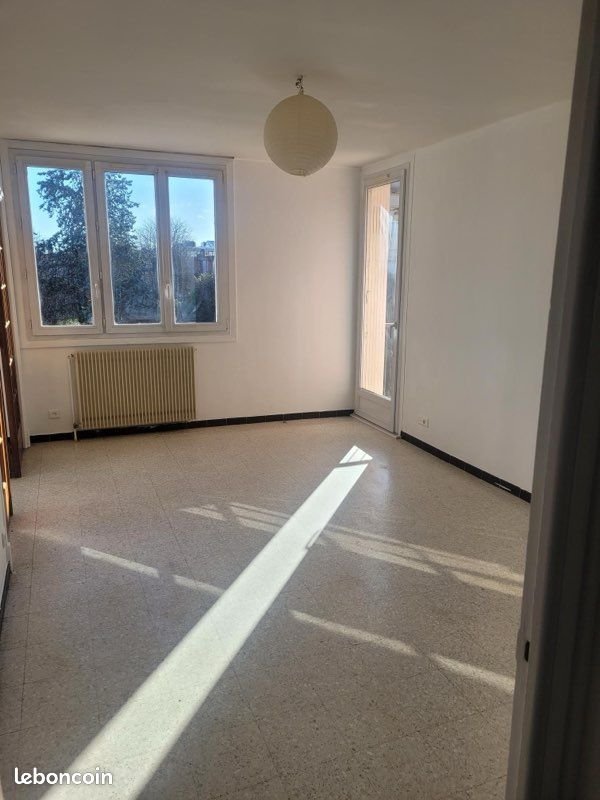 Appartement à louer, 72m², Béziers