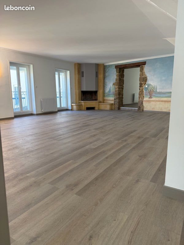 Appartement à louer, 110m², Millery