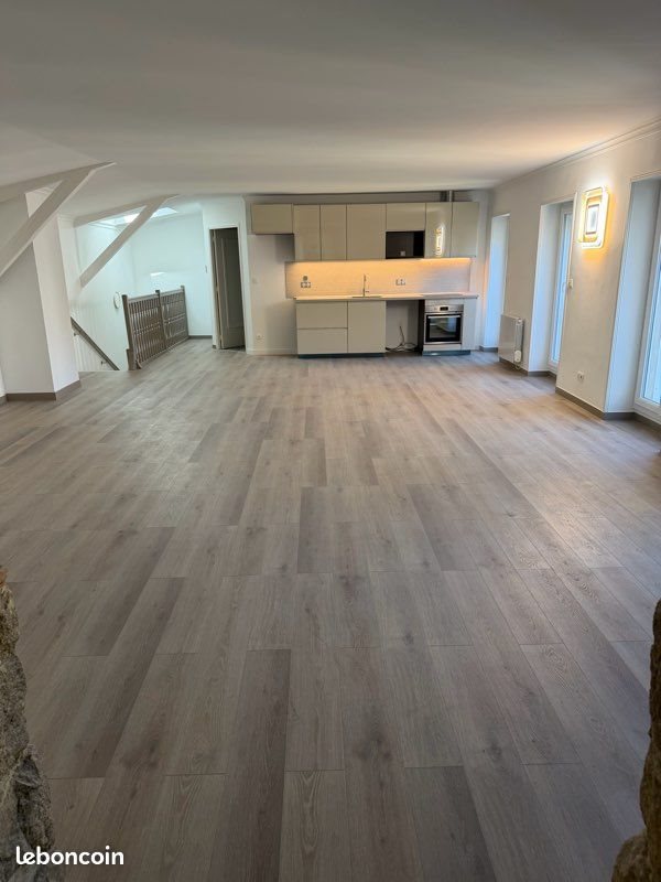 Appartement à louer, 110m², Millery