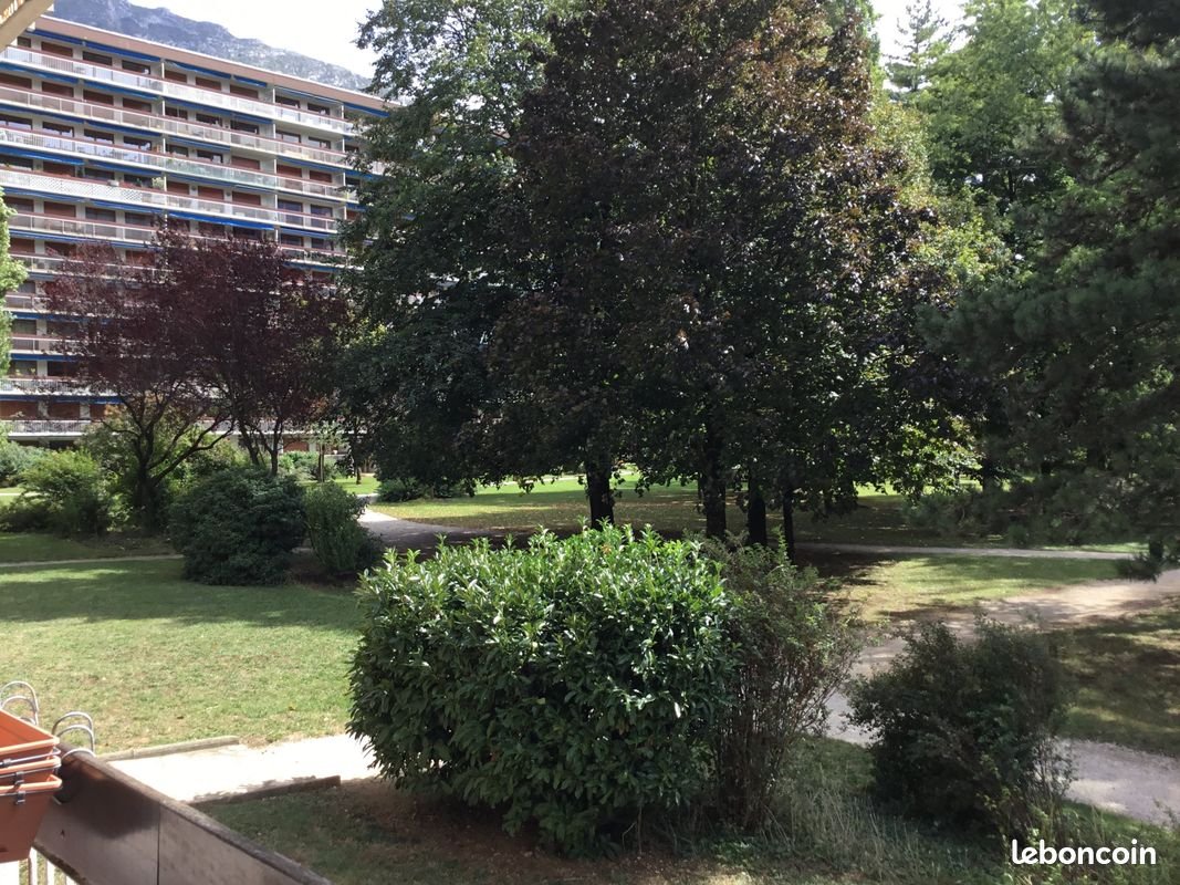 Appartement à louer, 91m², Saint-Egrève