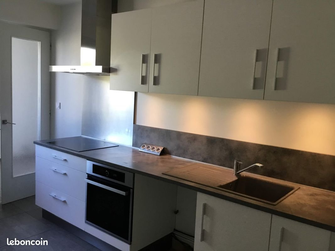 Appartement à louer, 91m², Saint-Egrève