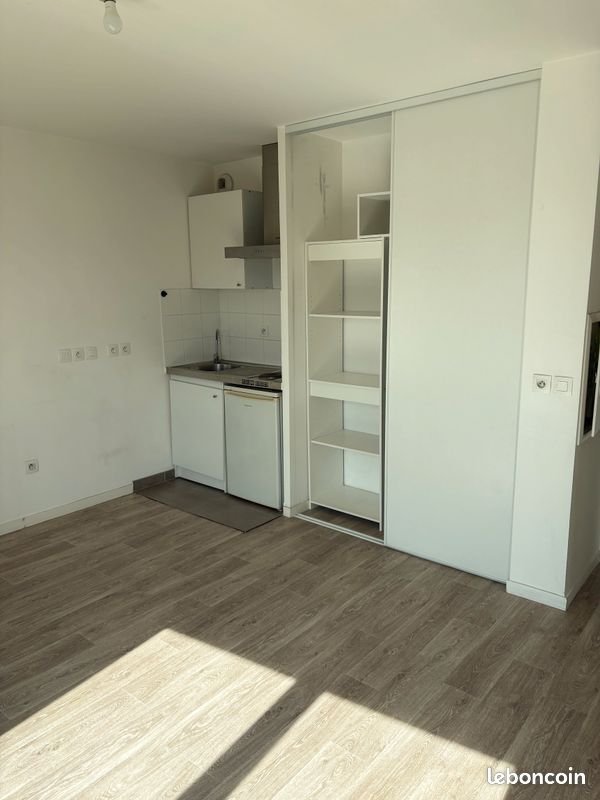 Appartement à louer, 25m², Nanterre