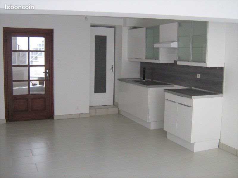 Maison à louer, 64m², Moirans