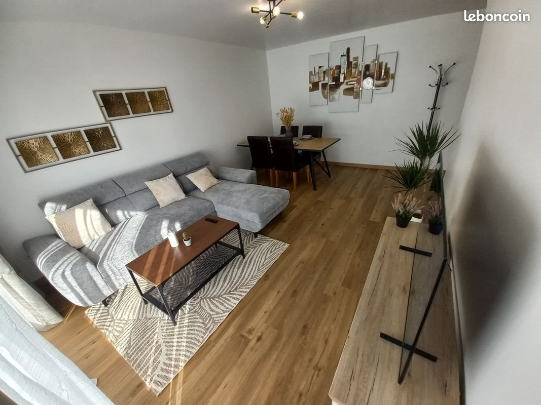 Appartement à louer, 45m², Cergy