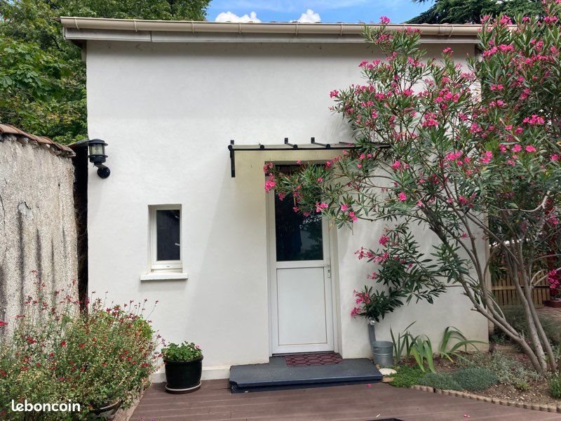 Appartement à louer, 20m², Bron