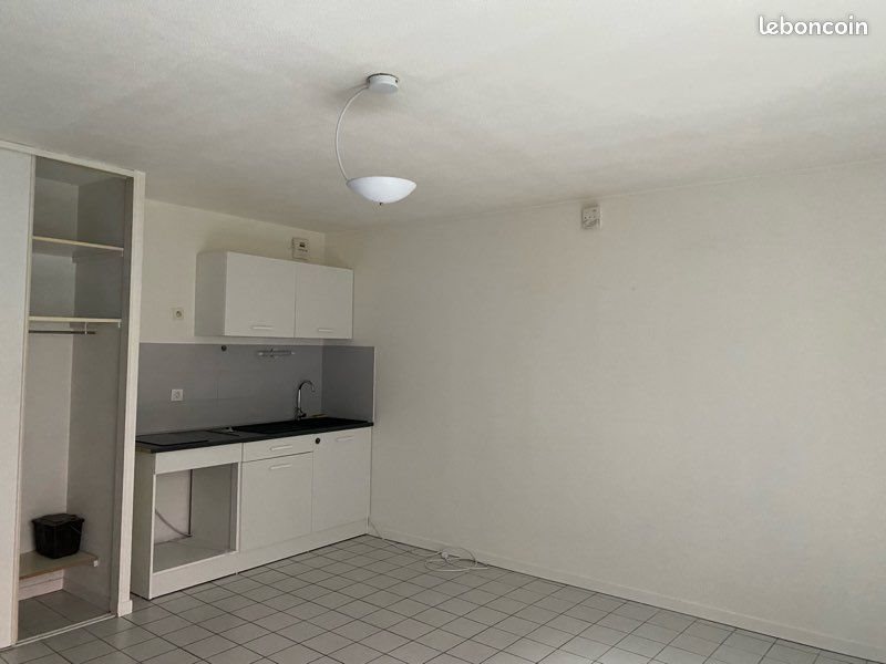 Appartement à louer, 28m², Grenoble