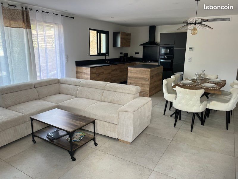 Appartement à louer, 70m², Lecci