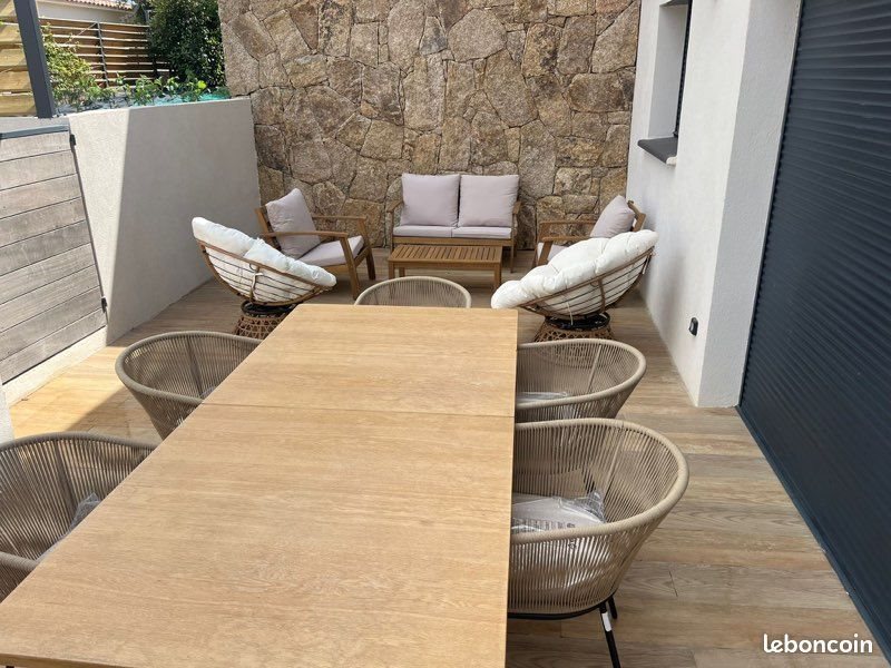 Appartement à louer, 70m², Lecci