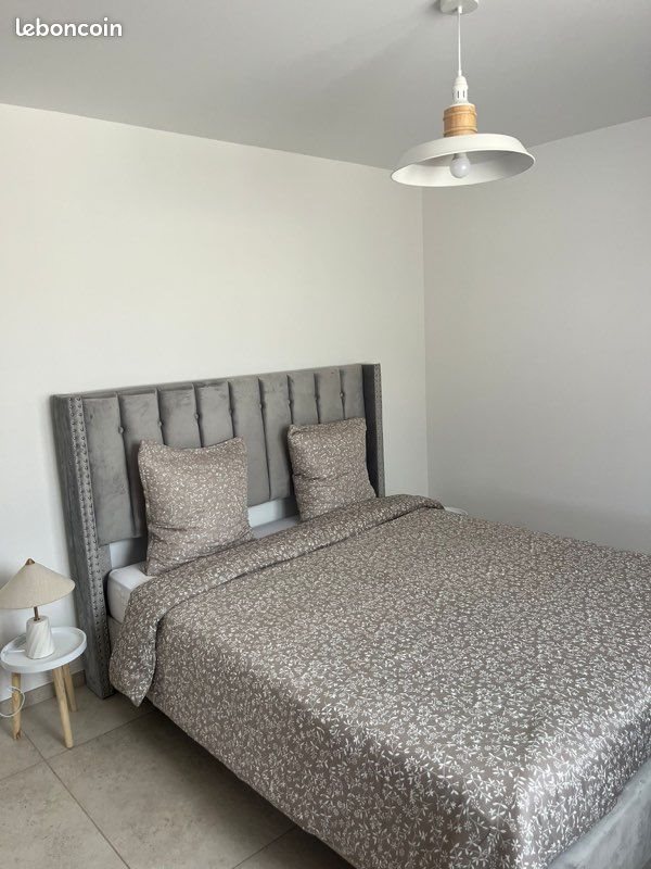 Appartement à louer, 70m², Lecci