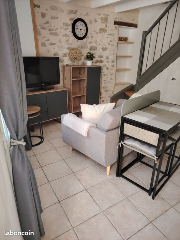 Appartement à louer, 40m², Caderousse