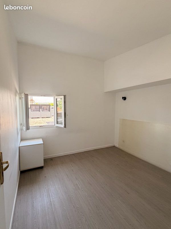Appartement à vendre, 75m², Cerny
