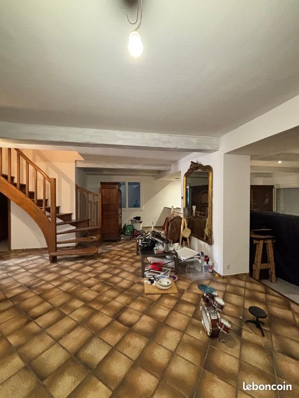 Maison à louer, 170m², Sauve