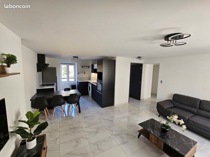 Appartement à louer, 45m², Lucciana