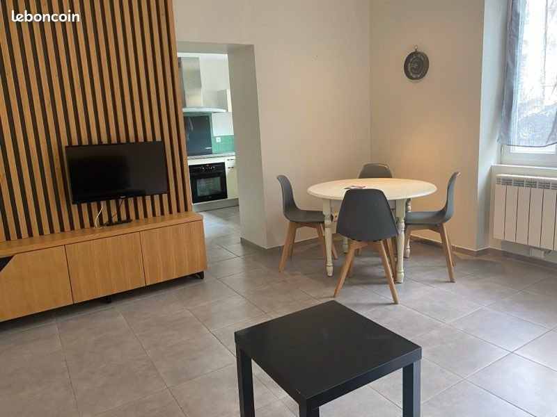 Appartement à louer, 43m², Aurillac