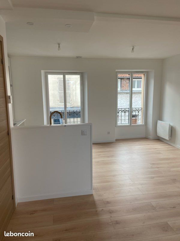 Appartement à louer, 46m², Massy